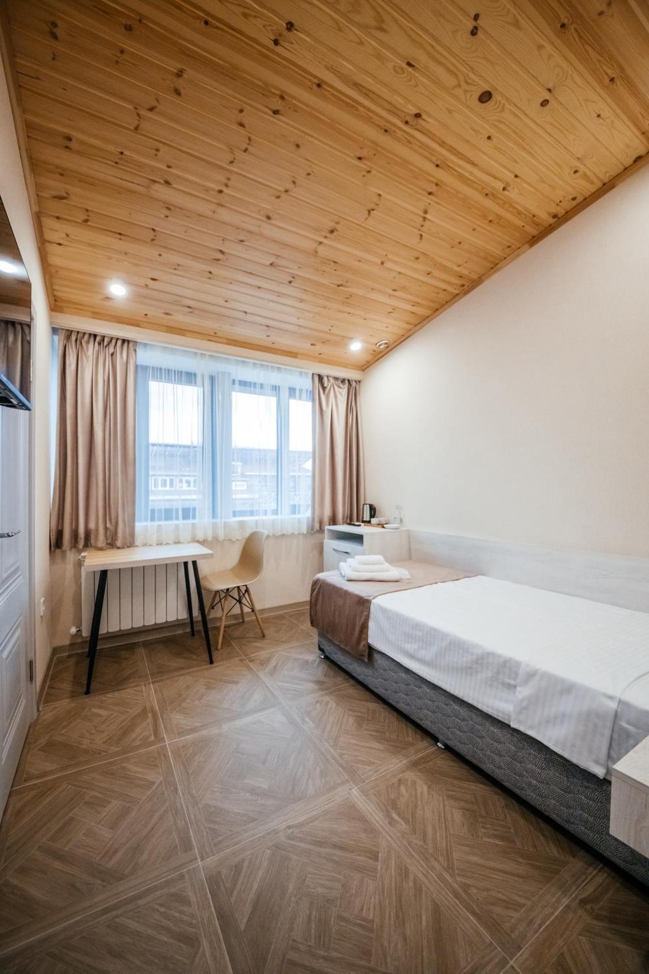 Chief Hotel Gjumri Eksteriør billede