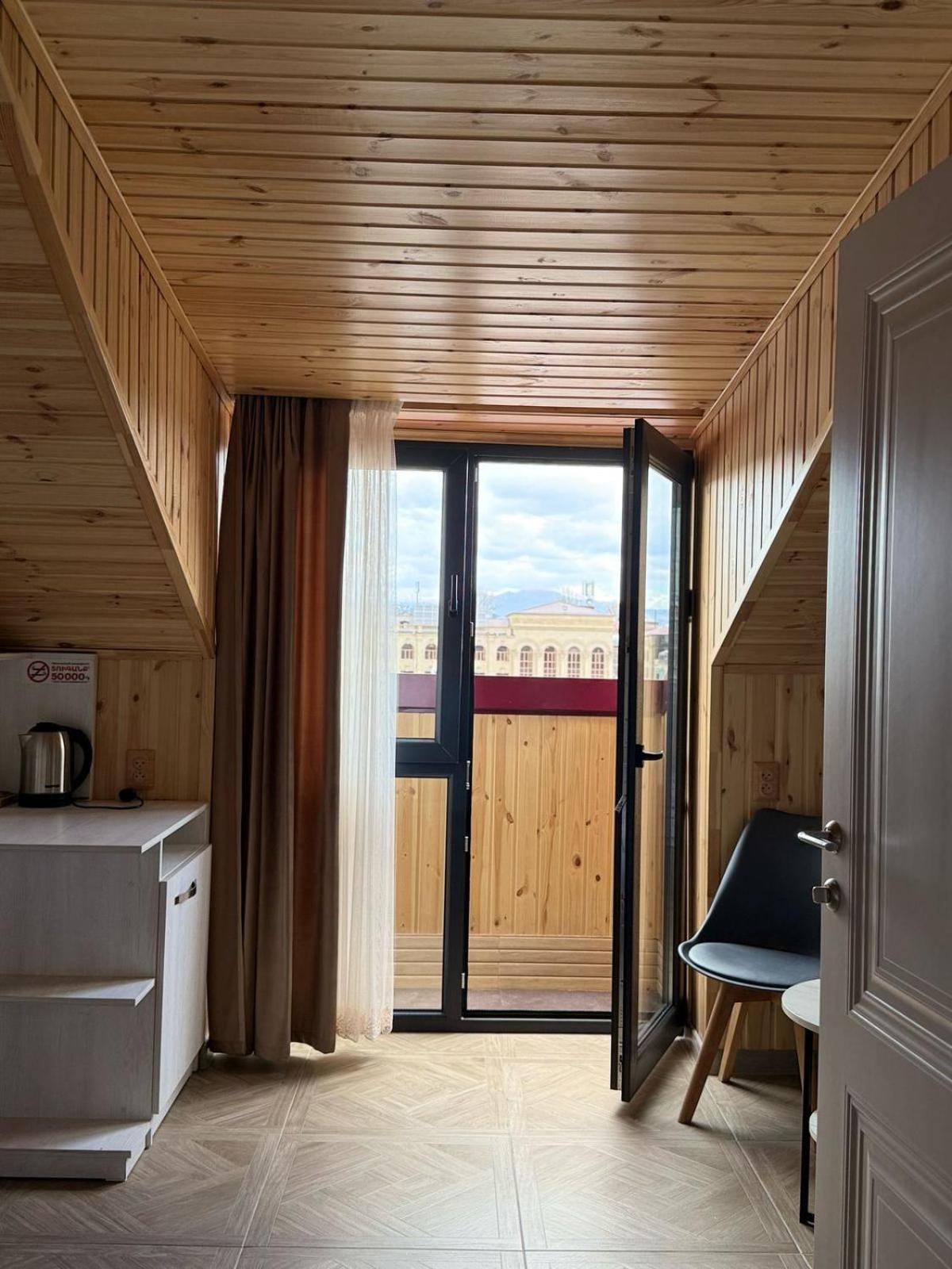 Chief Hotel Gjumri Eksteriør billede